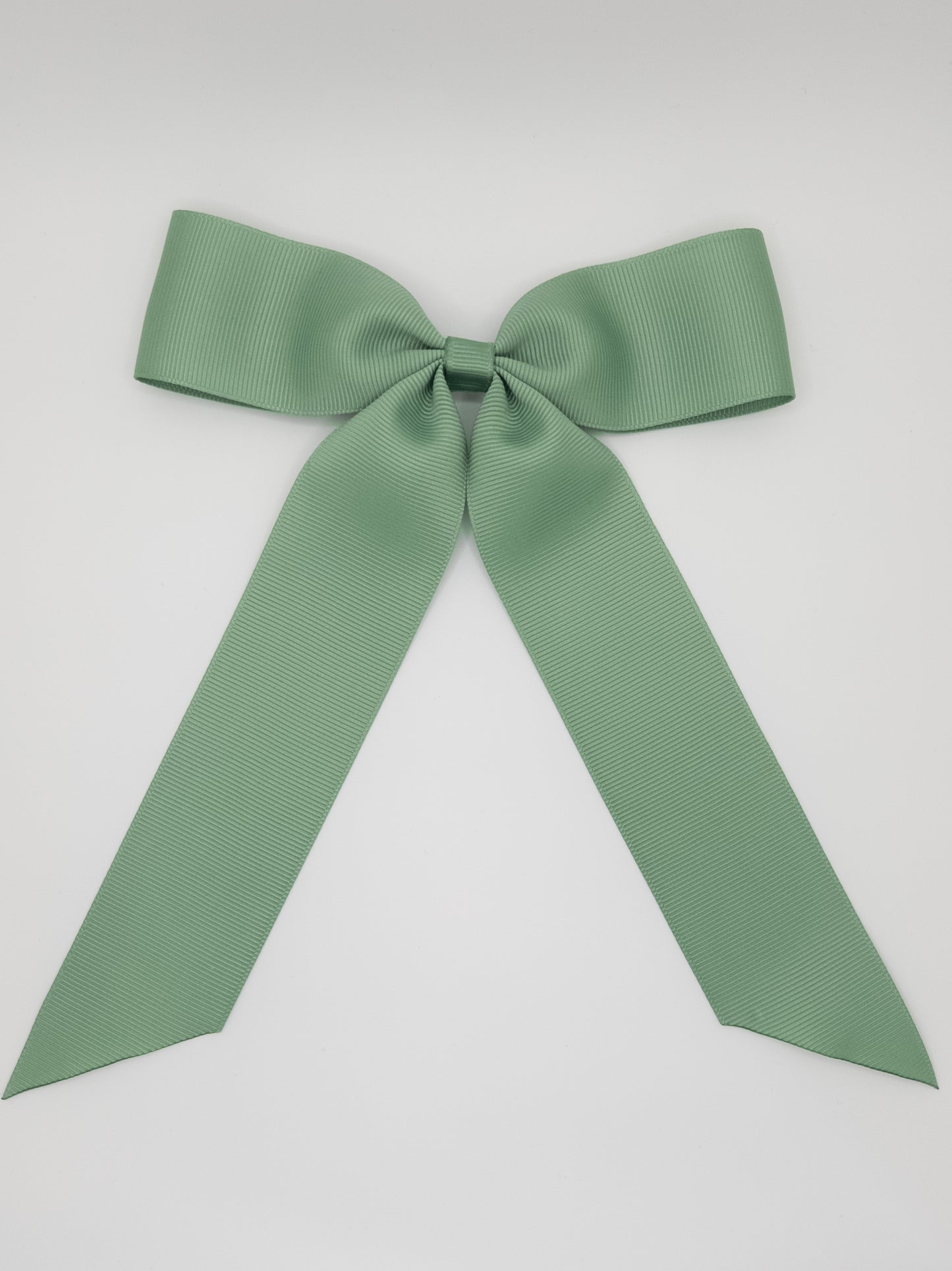 Bow With Tails